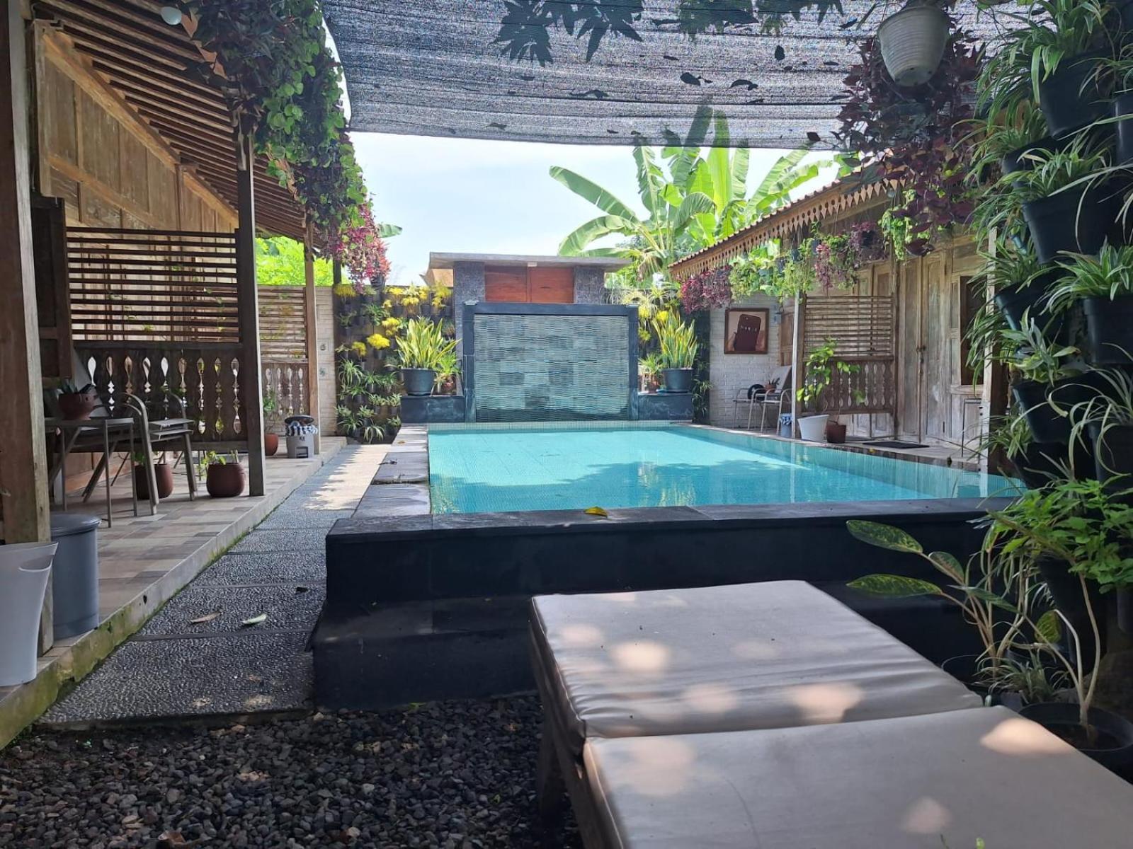 Oma Joglo Jimbaran Hotel Exterior photo