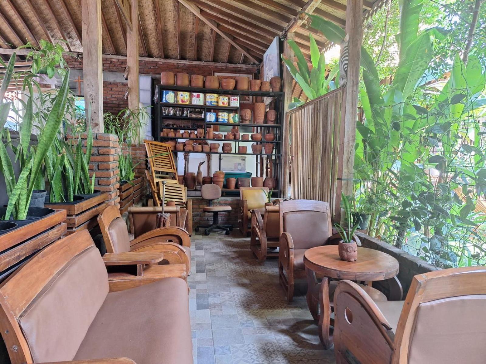 Oma Joglo Jimbaran Hotel Exterior photo